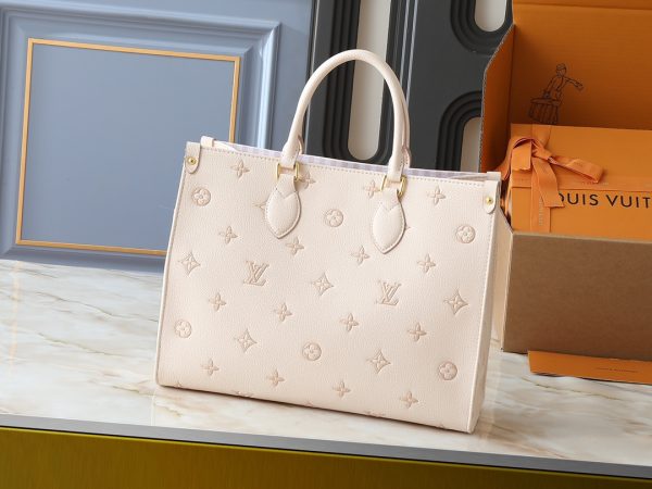 LV ONTHEGO Medium Handbag