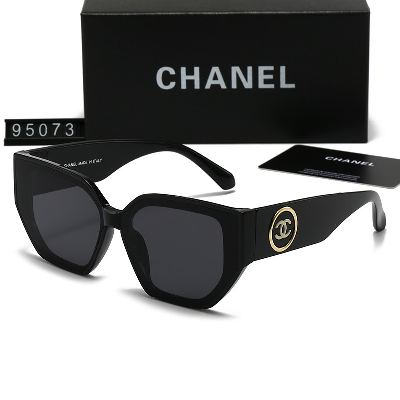 Chanel Fashionable Sunglasses - Image 2