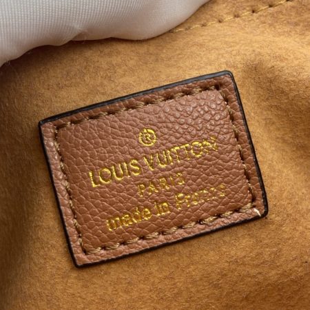 LV  Multi Pochette Bag - Image 10