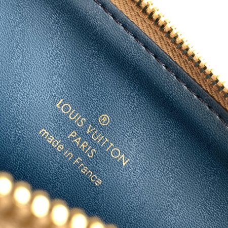 LV Coussin PM - Image 9