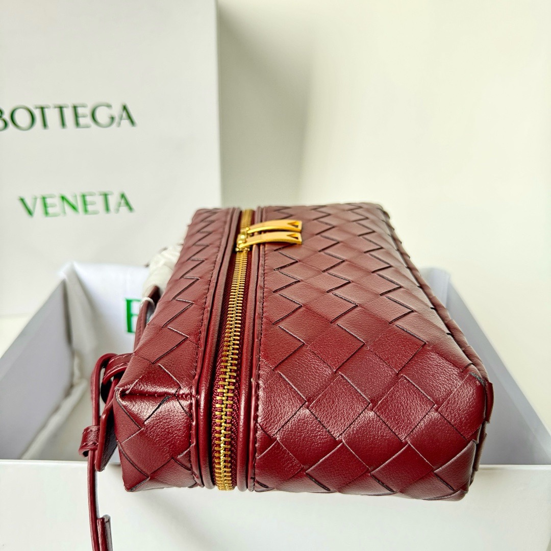 Bottega Veneta BV Bang Bang Vanity Case Bag - Image 3