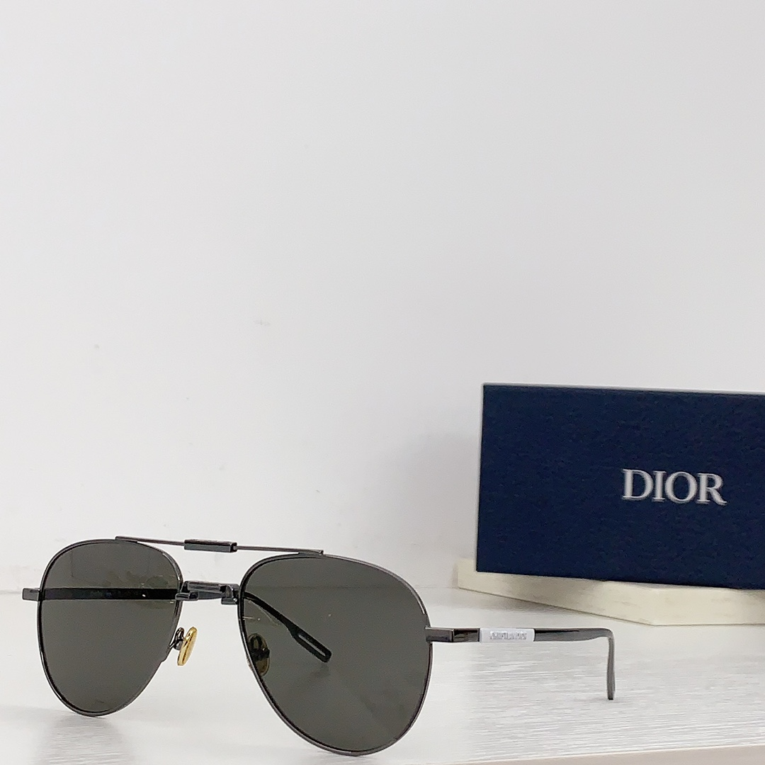 Dior Outdoor Casual Sunglasses Top Quality - Image 1