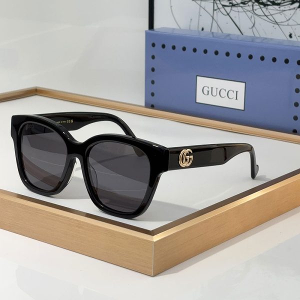 Gucci  Mirror leg Double G Mark sunglasses Top quality