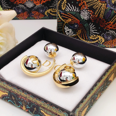 Christian Dior Earrings - Image 2