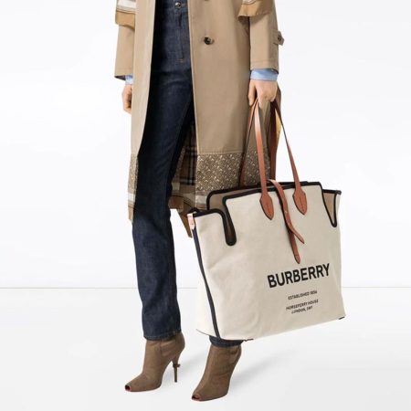 Burberry Tote Bag Medium - Image 2