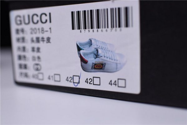 Gucci Ace EMBROIDERED LOW-TOP SNEAKER WITH GG LOGO