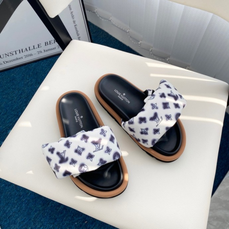 LV Pillow Casual Slippers Slide Sandal - Image 4