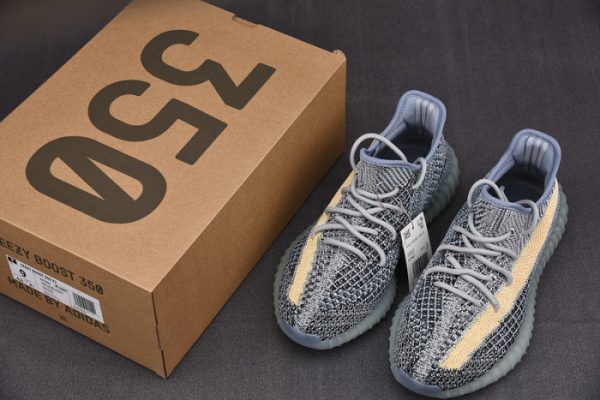 Yeezy Boost 350 V2 "Ash Blue" GY7657