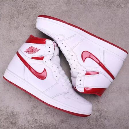 Jordan 1 Retro Metallic Red (2017) 555088-103 - Image 5