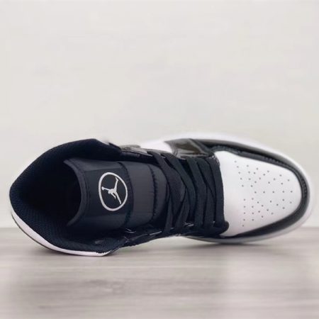 Jordan 1 MidCarbon Fiber DD1649-001 - Image 4