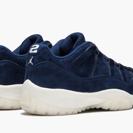 Air Jordan 11 Retro Low "RE2PECT" - Image 3