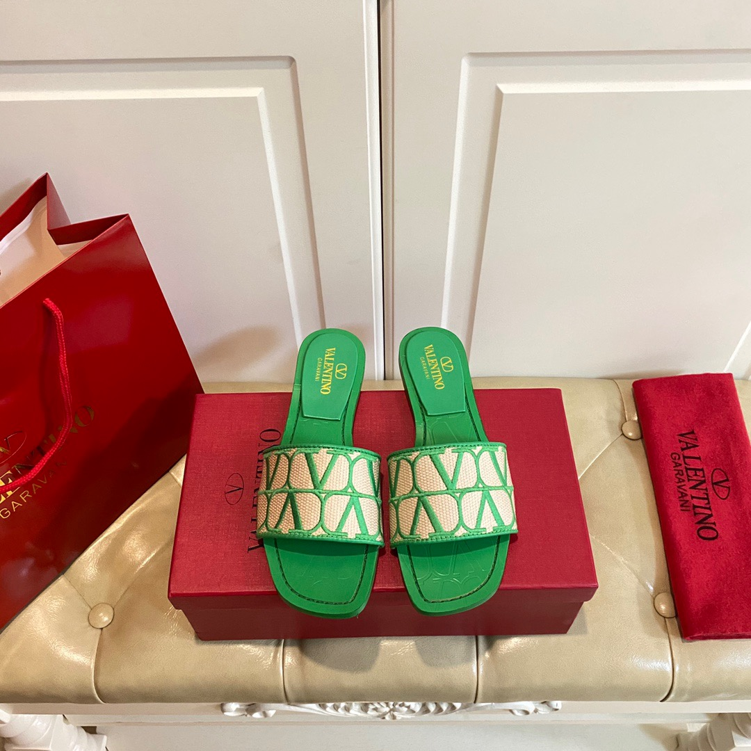 Valentino Everything Fits Comfortably Slide Sandal - Image 4