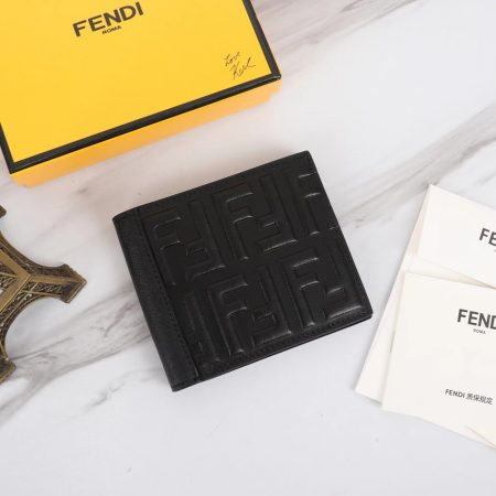 FENDI Contrast Color Design Wallte - Image 6