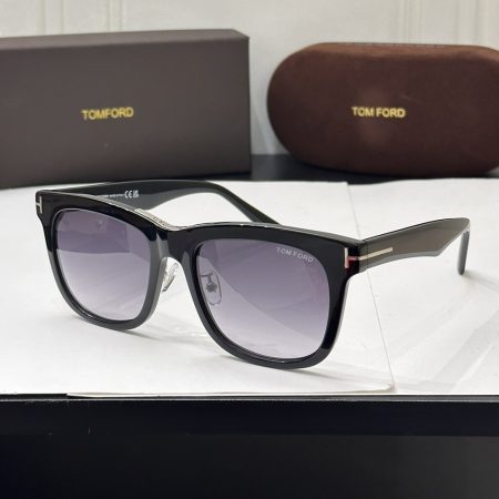 Tom Ford Gradient Clear Sunglasses Top Quality - Image 6