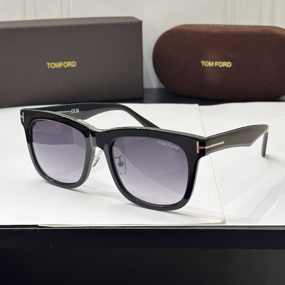 Tom Ford Gradient Clear Sunglasses Top Quality - Image 6