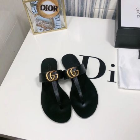 Gucci GG T-Strap Sandal - Image 4