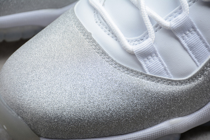 AIR Jordan 11 White Metallic Silver Vast Grey AR0715-100 - Image 5