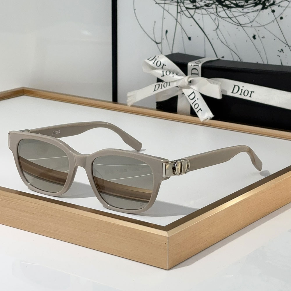 Dior  Hinge Design Acetate Fibre sunglasses  Top quality - Image 5