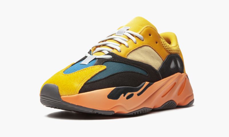 Yeezys Boost 700 “ Sun" - Image 4