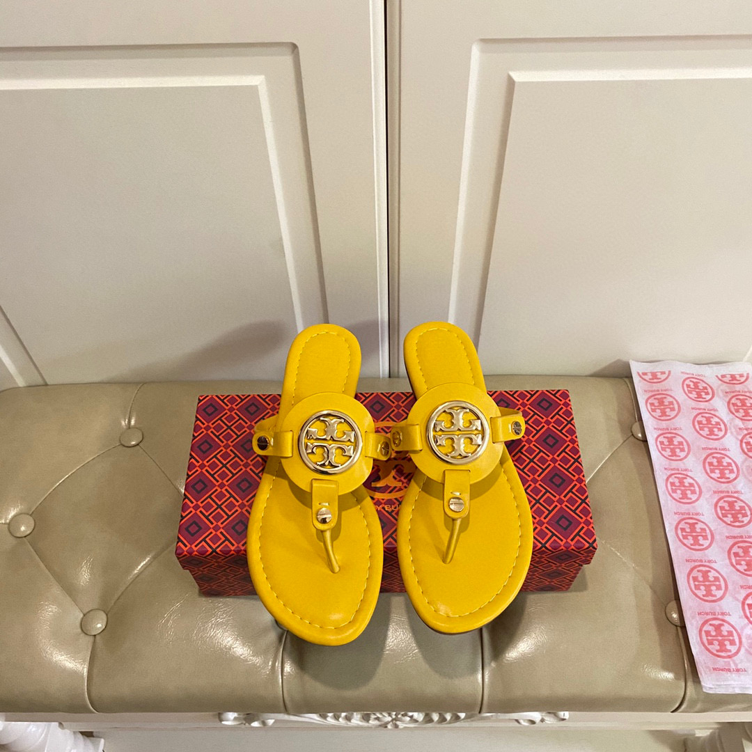 Tory Burch Leather Metal Logo Flip-flops Sandals Slide - Image 2