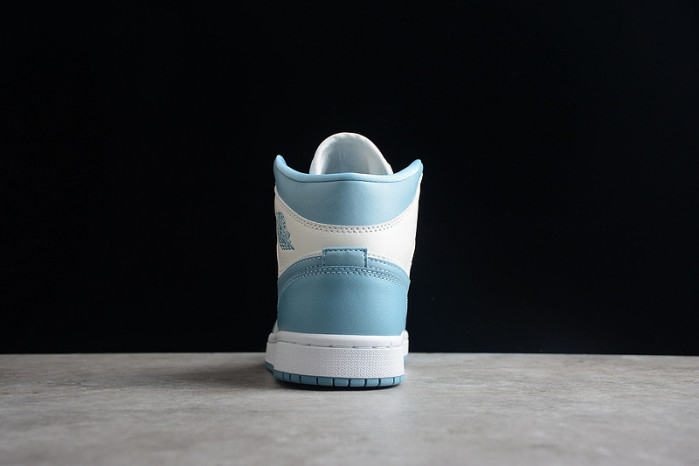 Air Jordan 1 Mid UNC BQ6472-141 - Image 3