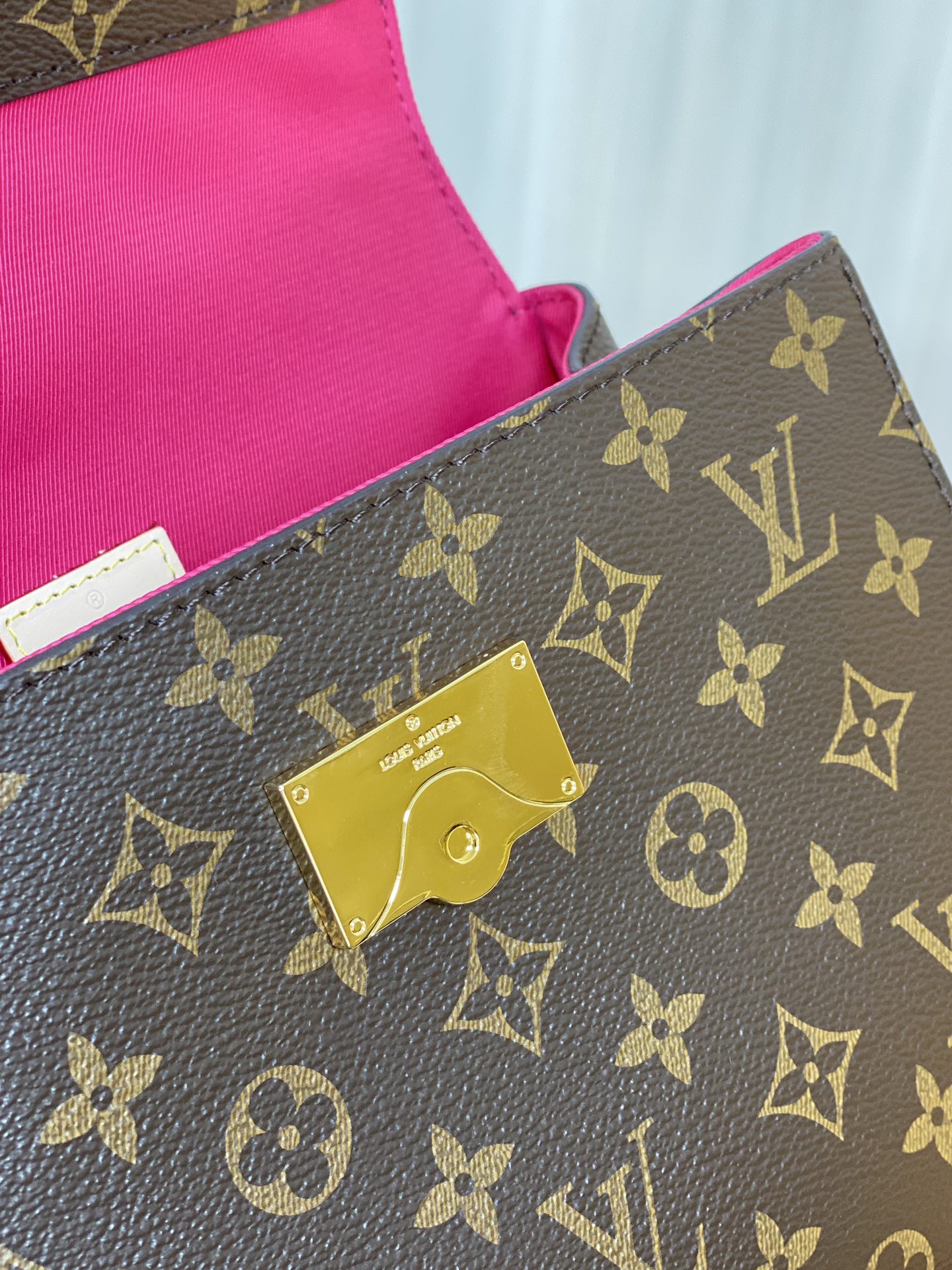 LV Cluny MM Bag - Image 2