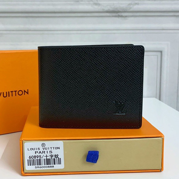 LV Multiple Wallet M60895