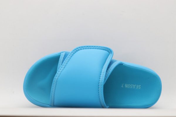 Yeezy Slide 7