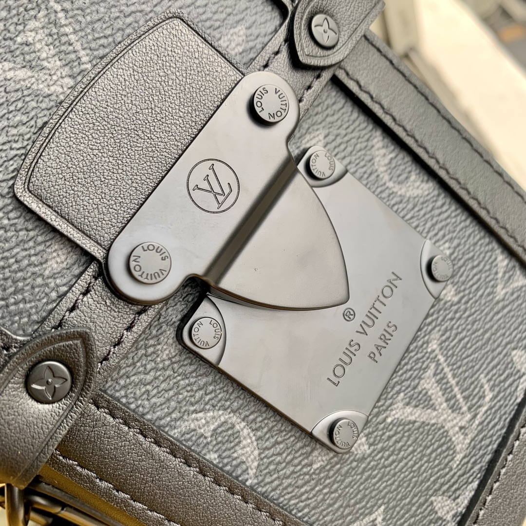 Vertical Trunk Wearable Wallet M82077 - Image 8