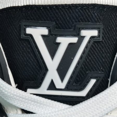 LV Trainer White Black Panda - Image 4