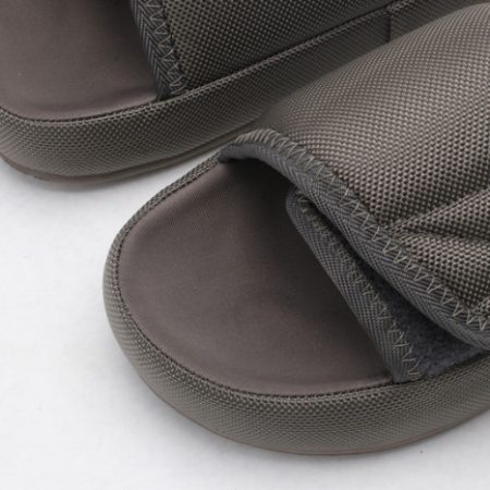 Yeezy Slide 5 - Image 10