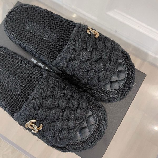 Chanel  All kinds of Woven Fabrics  Sandals Slide
