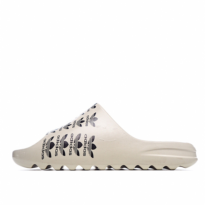 Yeezy Slides Logo FW6394 - Image 3