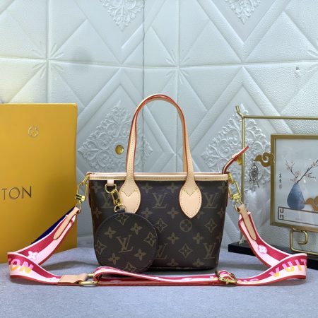 LV Neverfull BB Bag - Image 3