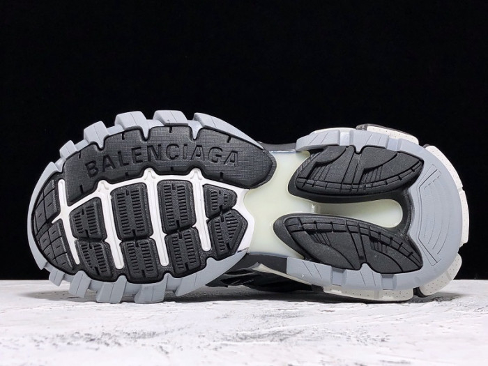 Balenciaga Sneaker TRACK Tess.s.Gomma 4.0 4000003 - Image 13