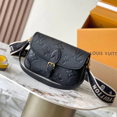 LV Diane Satchel - Image 8