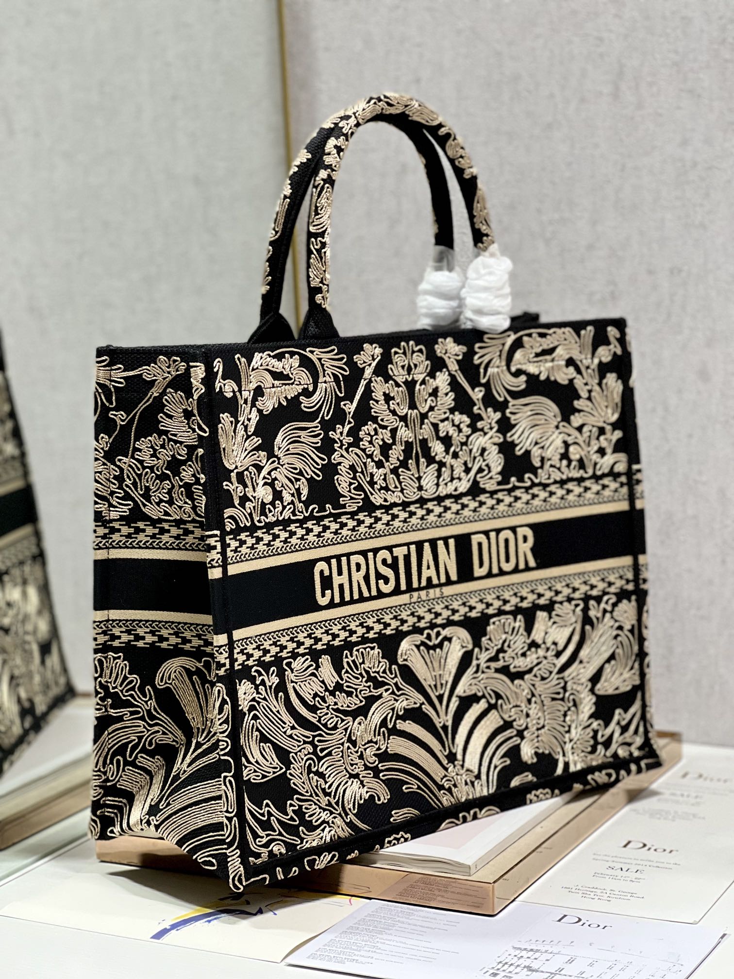 Dior Book Tote Large Black and White Ornamental Cornely-Effect Embroidery - Image 8