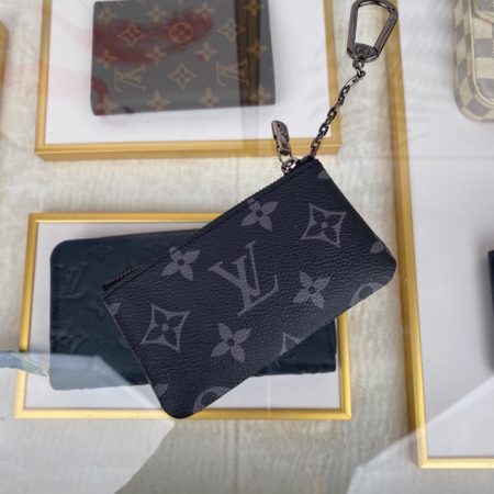 LV Key & Coin Wallet M62650 - Image 4