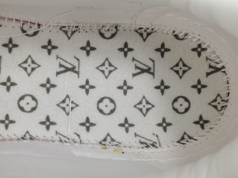 LV Trainer Fuchsia - Image 6