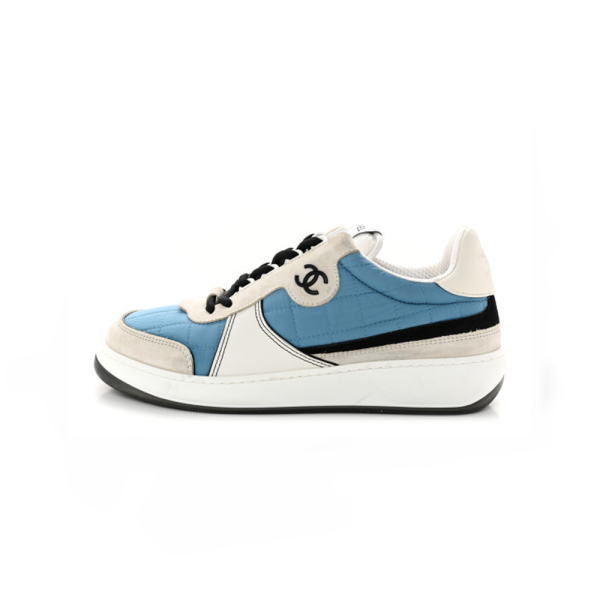 CHANEL Calfskin Suede Crystal Womens CC Sneakers