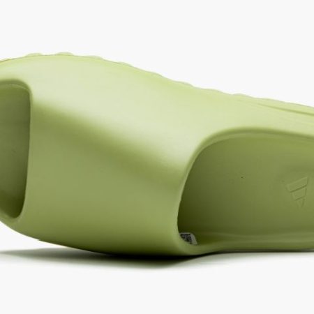 Yeezys Slide “ Resin" - Image 5