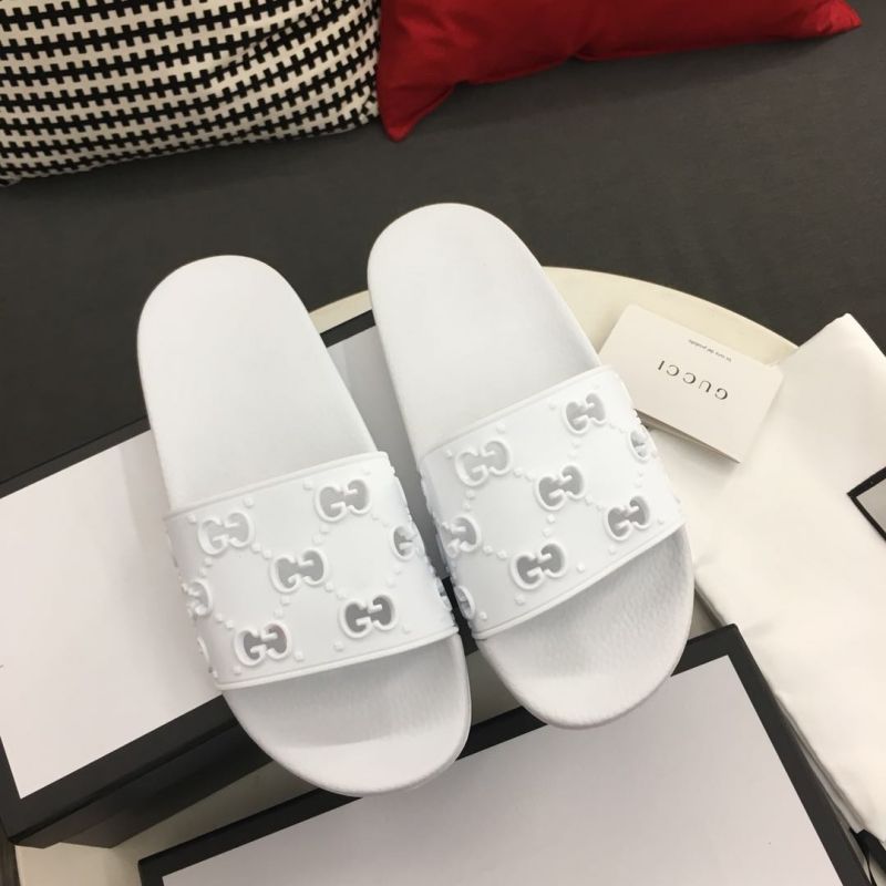 Gucci Womens GG Slide Rubber Sandals 573922 - Image 7