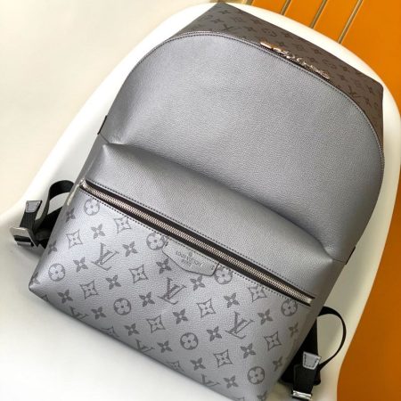LV Discovery Backpack PM - Image 9