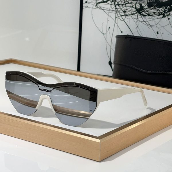 Balenciaga Mirror Logo  Sunglasses Top quality