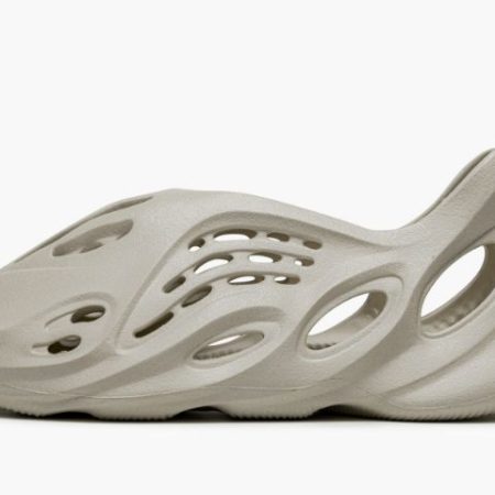 Yeezys Foam Runner “ Sand"