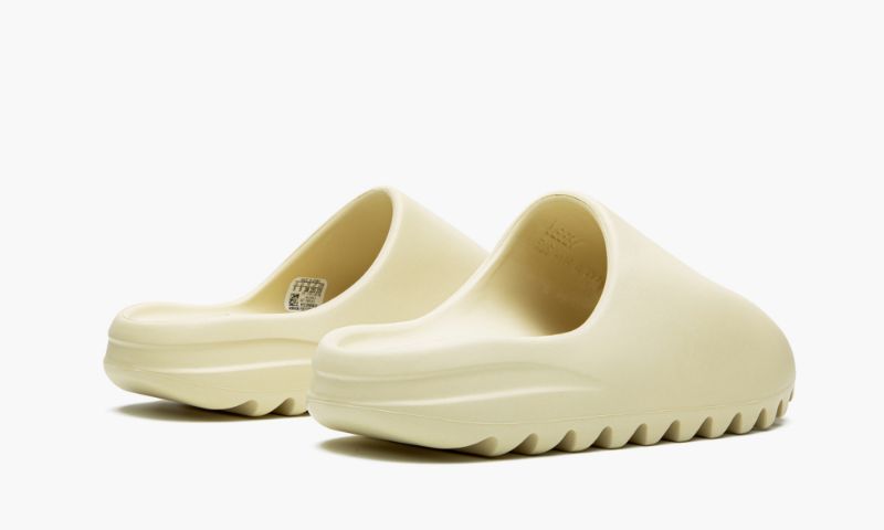 Yeezys Slide “ Bone" - Image 3