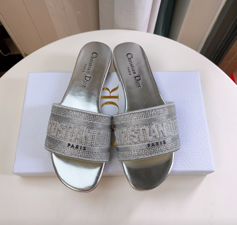 Dior DWAY Slide Slipper Sandals With Diamonds - Image 3