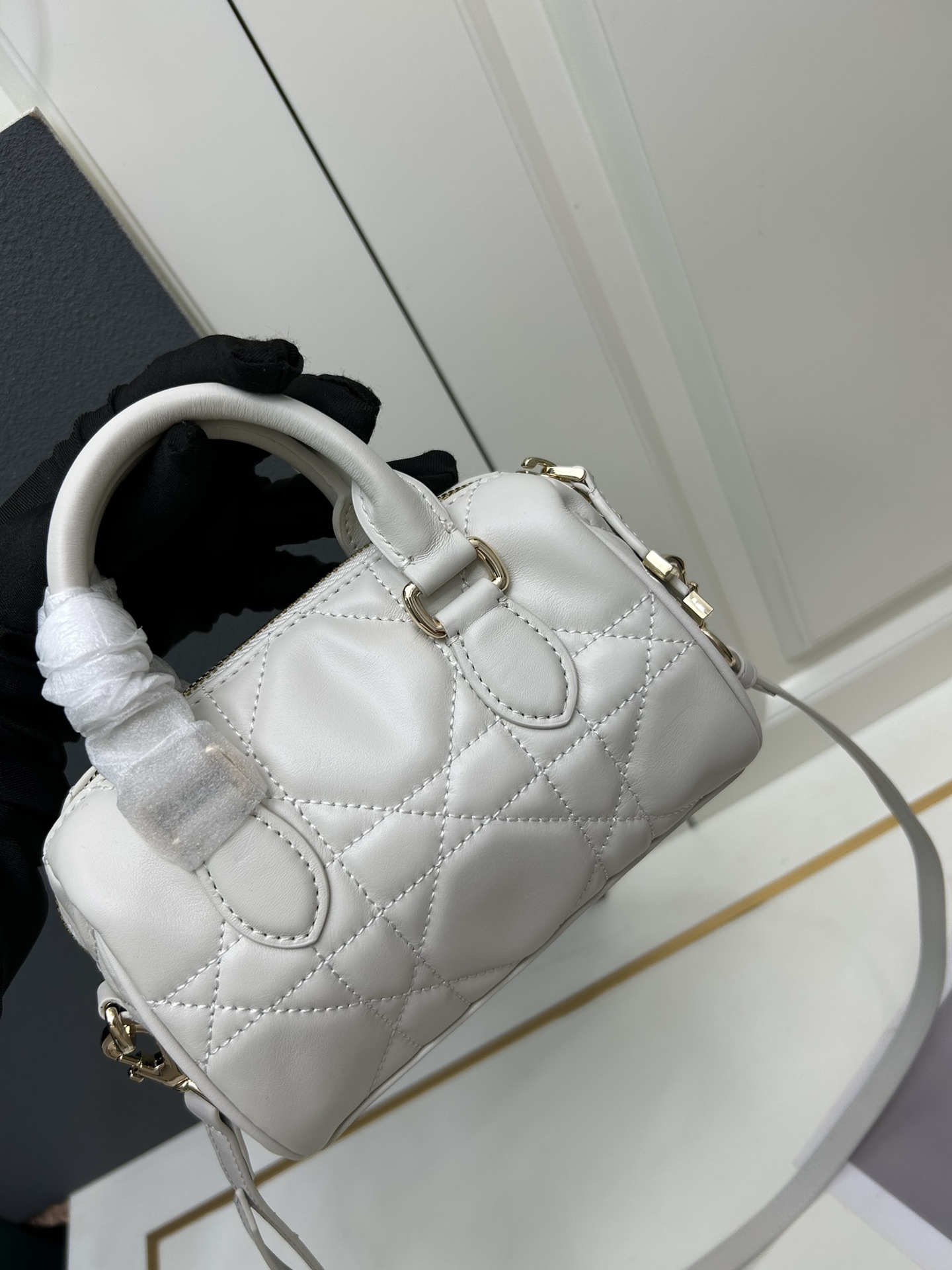 Dior Groove 20 Handbag - Image 10