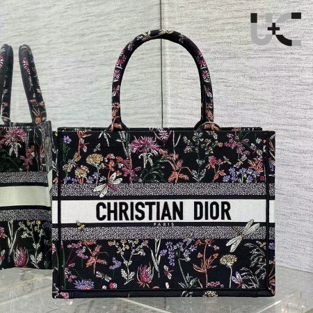 Dior Book Tote Medium Bag - Image 3