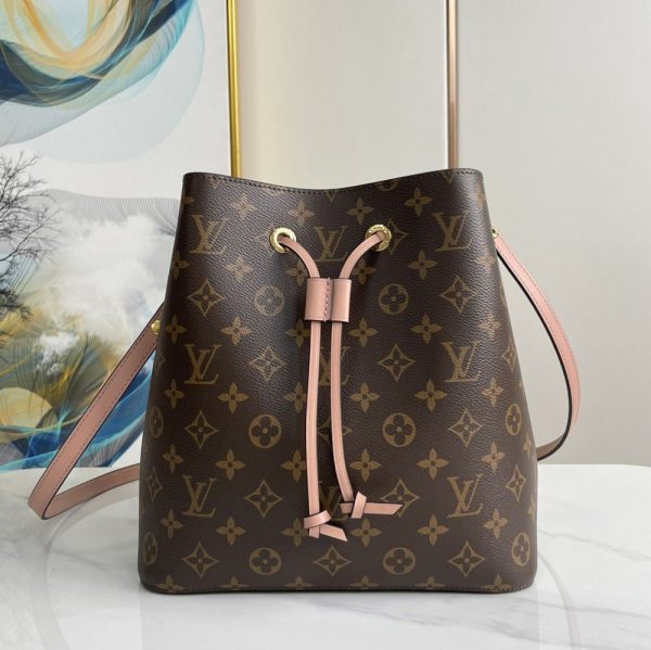 LV NéoNoé MM Monogram Bag